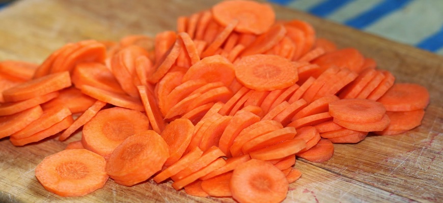 Морковь кружочками